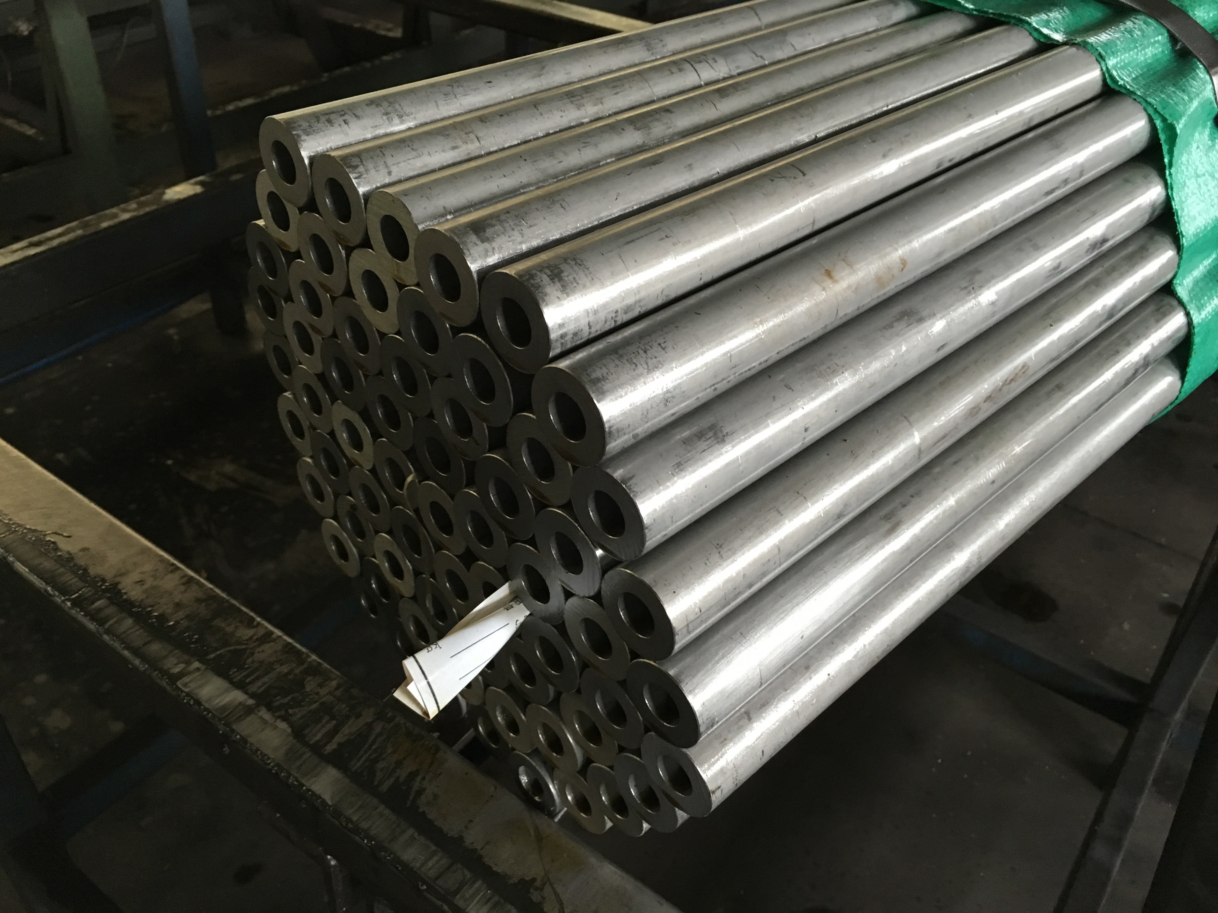 OD 10.6mm WT 10mm ASTM A513 Mechanical Steel Pipes