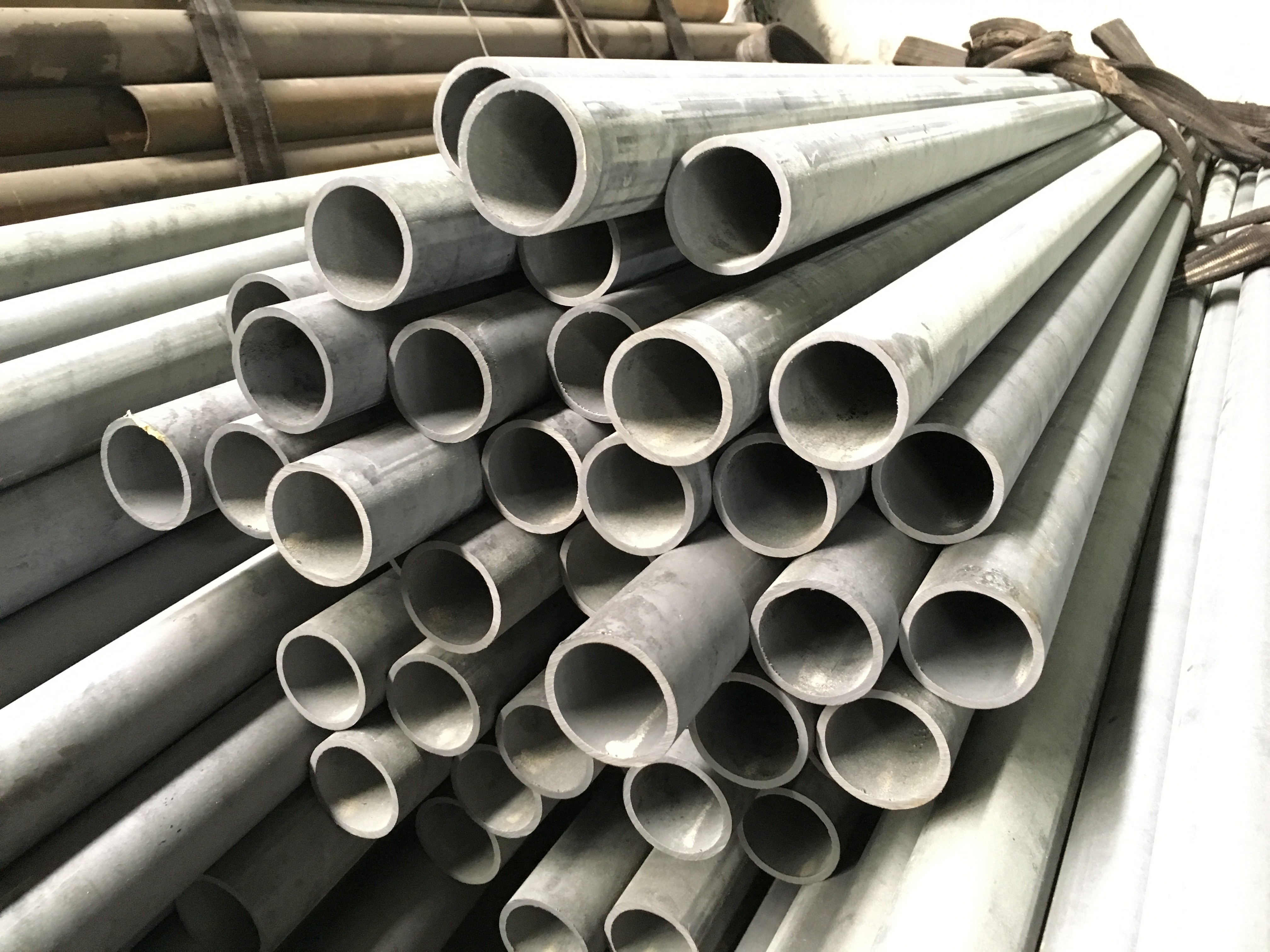 Thick Wall Anti Rust ASTM A534 Seamless Steel Tube