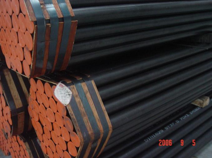 Medium Carbon Steel Seamless Tube Oiled Surface For Boiler / Superheater