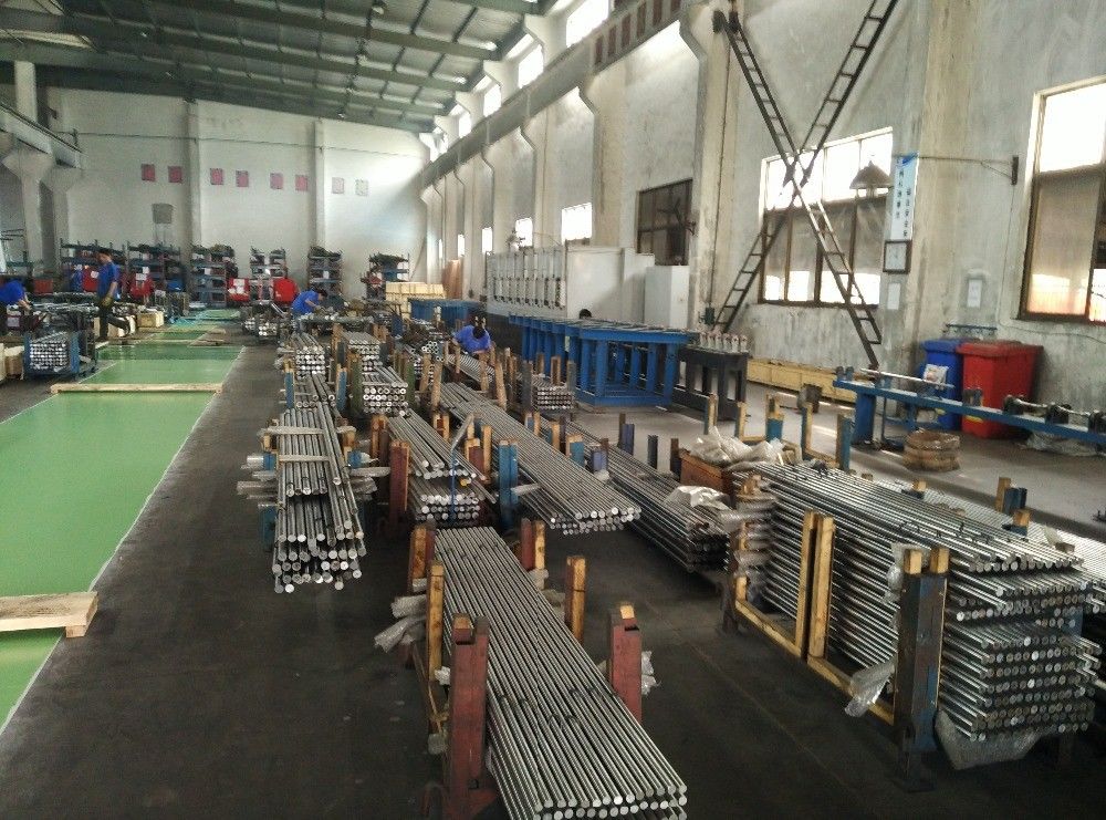 Astm A321 Hot Rolled Steel Tube , Quenched Tempered Carbon Steel Bar 6.35 - 241.3mm