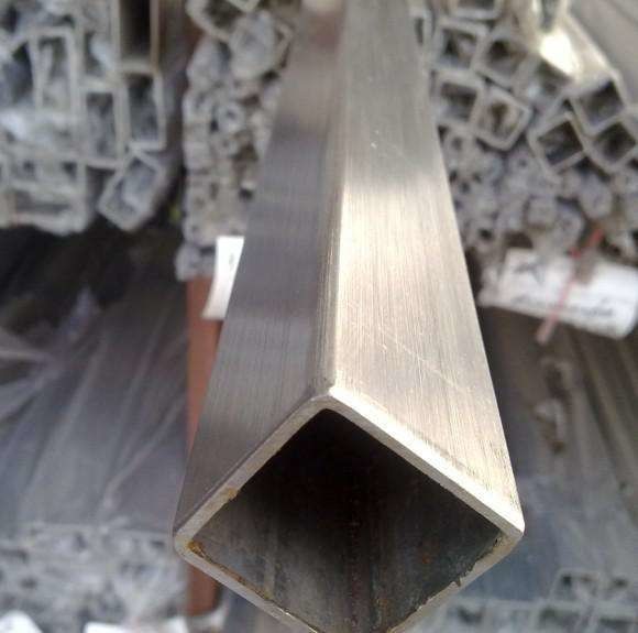 ISO9001 Passed Hollow Stainless Steel Rectangular Tube Annealing Surface For Food