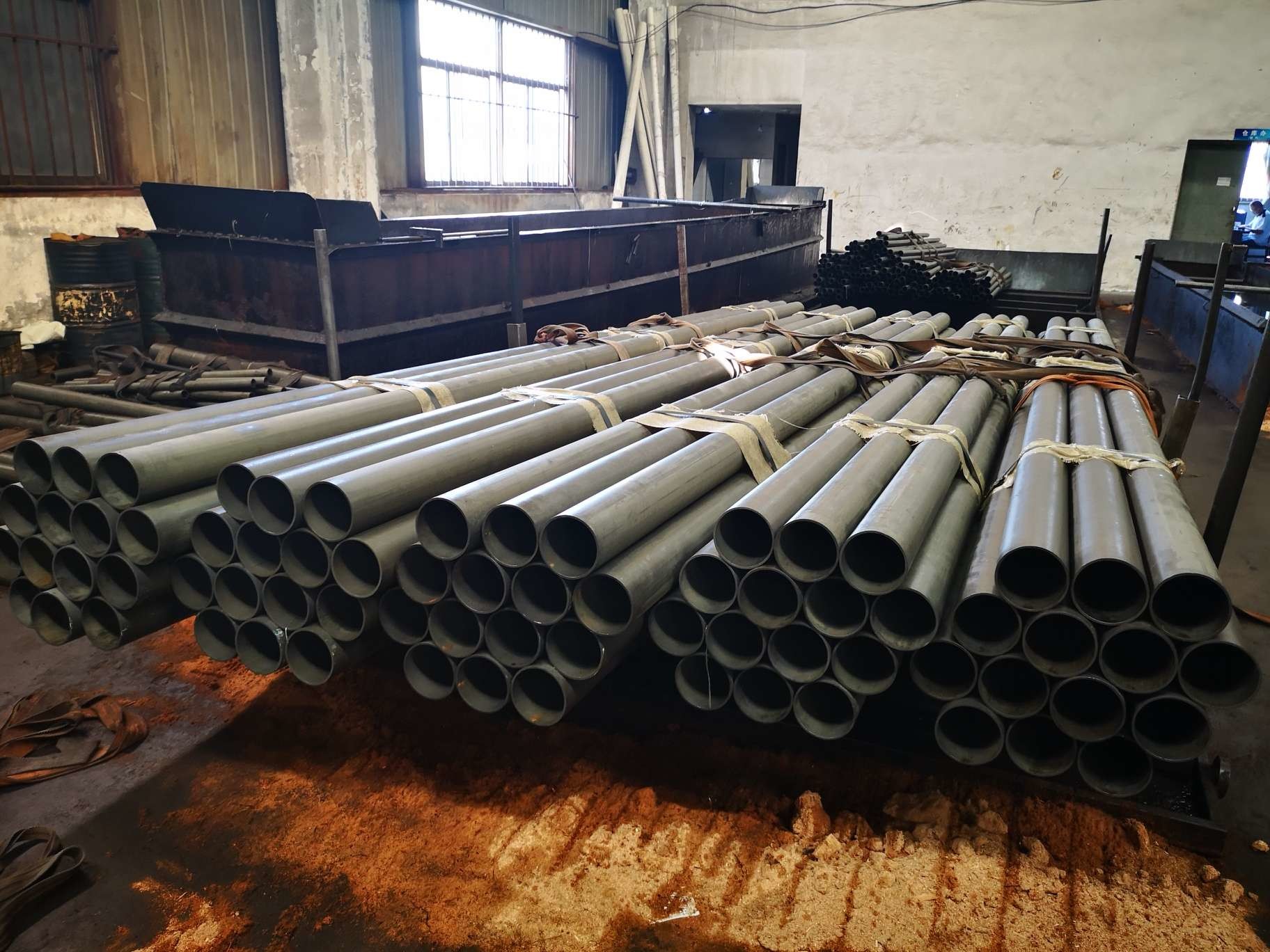 Welded Cold Drawn OD 350mm E195 E155 DOM Steel Tube
