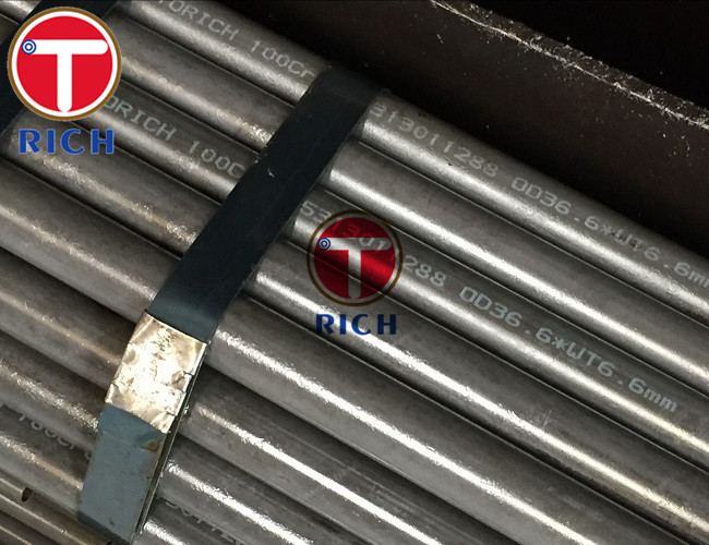 Medium Carbon Steel Seamless Tube Oiled Surface For Boiler / Superheater